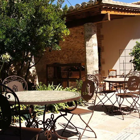 La Mozaira Hotel