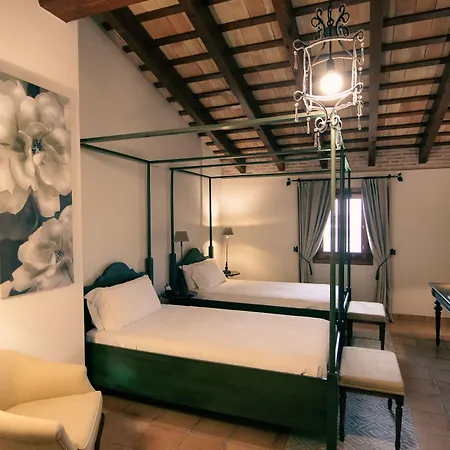 La Mozaira Hotel