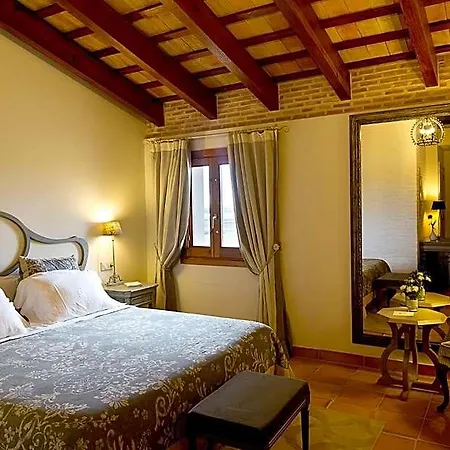 La Mozaira Hotel