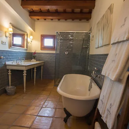 La Mozaira Hotel